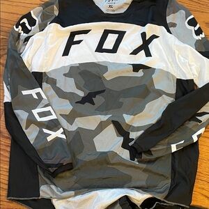 Fox Men's Long Sleeve Tee - Black, Gray, White Camouflage